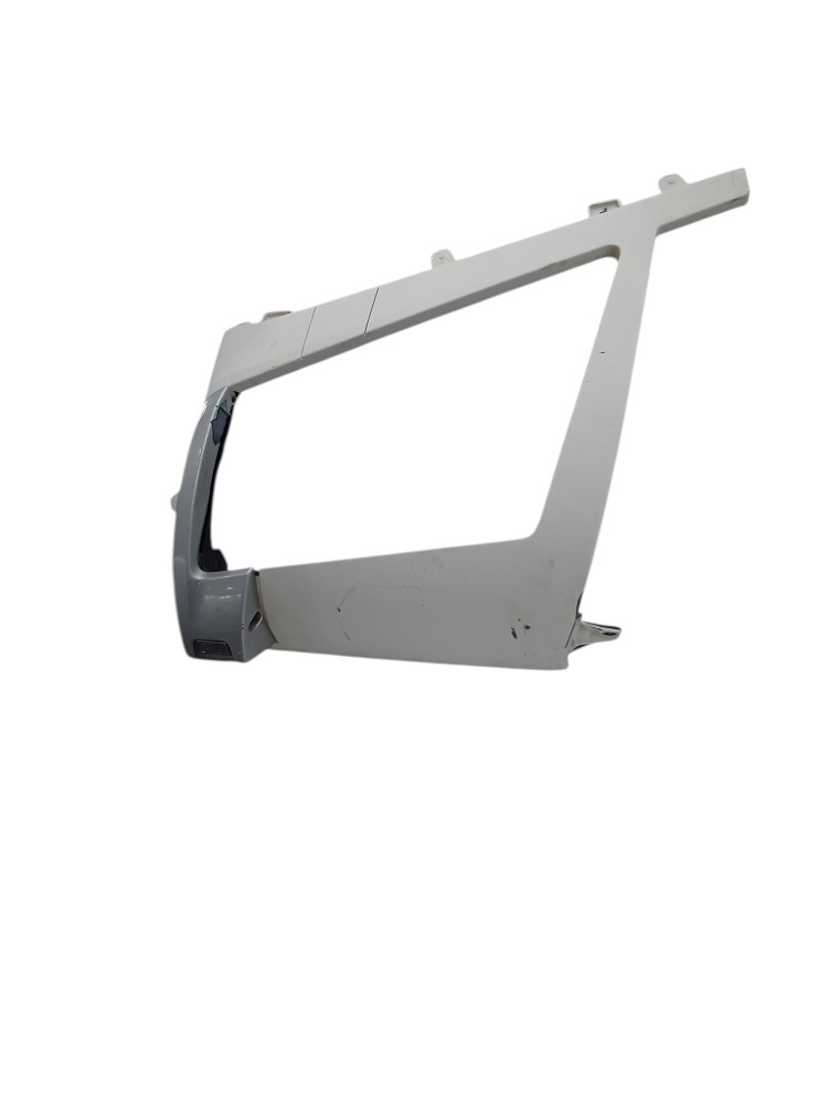 Moldura Farol Principal Volvo Fm 2015 4