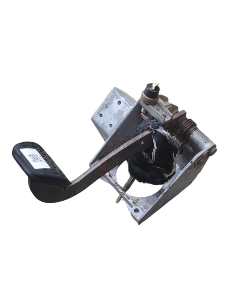 Suporte Pedal Freio Mb 1634 2001 2