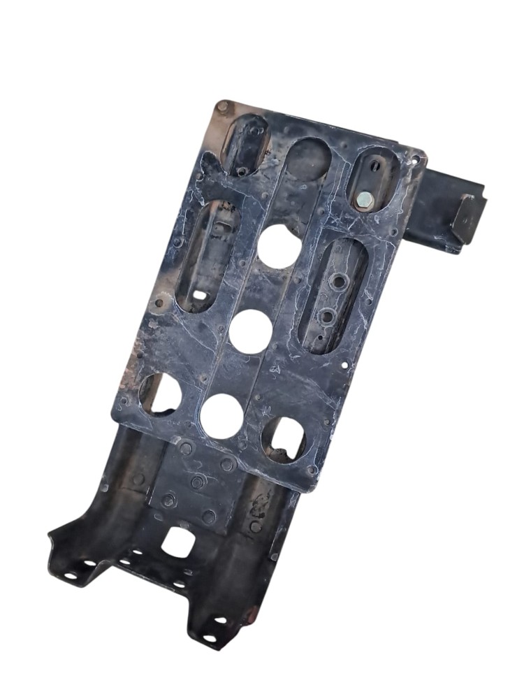 Suporte Asa Dianteira Man Tgx Tga Tgs 1