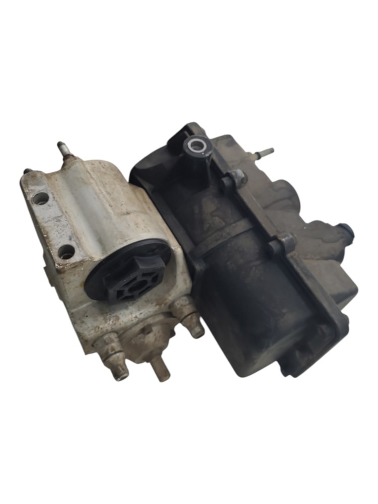 Bomba Arla Mb Accelo 1016 2016 5