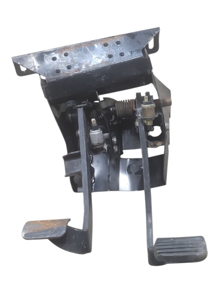 Suporte Pedal Embreagem Scania 2