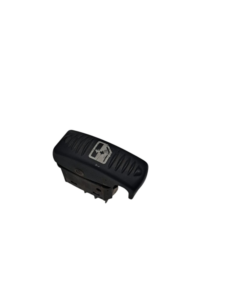 Botao Vidro Eletrico Serie 4 114 24v 1