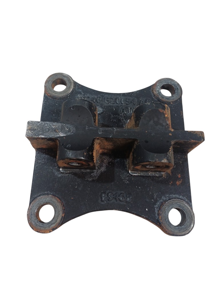 Gancho Interno Degrau Lateral Ford Cargo 2842 2014 VK118 1