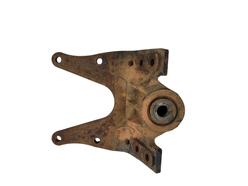 Suporte Mola MB Dianteira 5