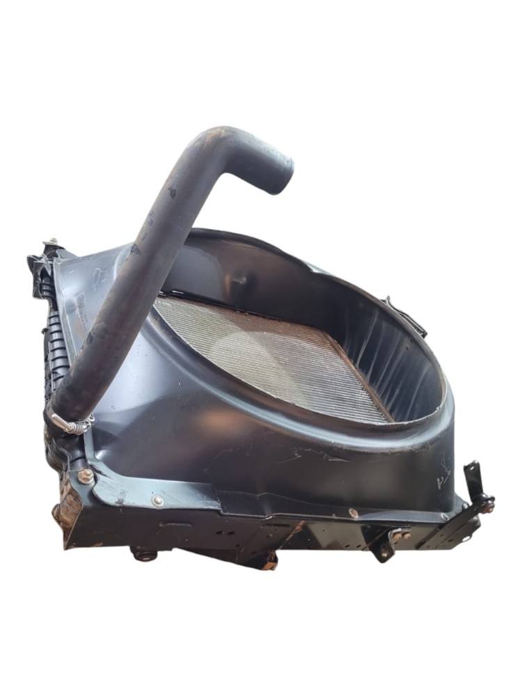 Radiador Com Defletor Vw Constellation 1