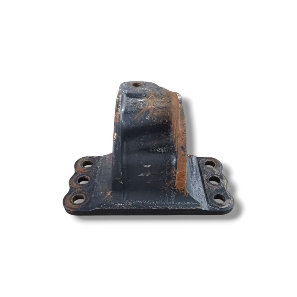 Suporte Mola Traseira Esquerda Vw 25.390 2013 Vn41 4
