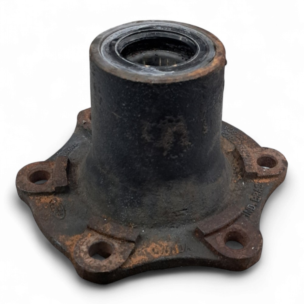 Cubo Roda Dianteiro Ford Cargo 815