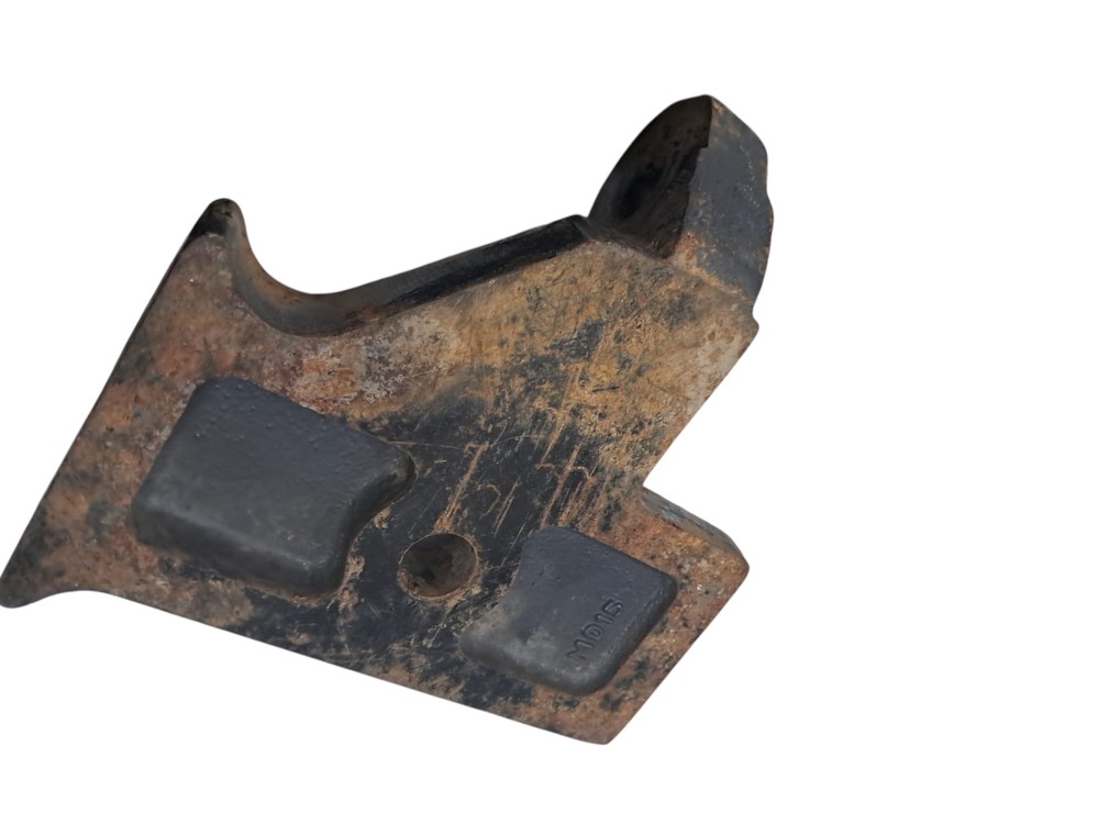 Suporte Amortecedor Dianteiro Volvo Vm 310 4