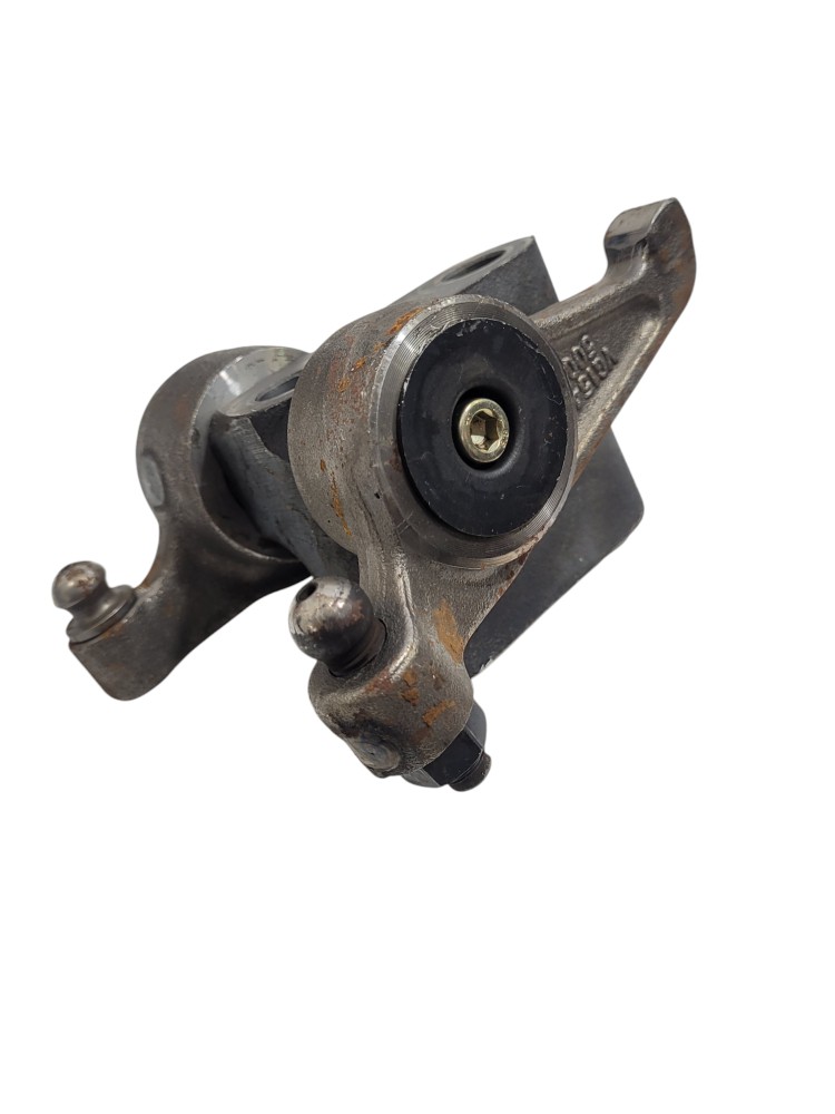 Suporte Com Balancim Sinotruck 7