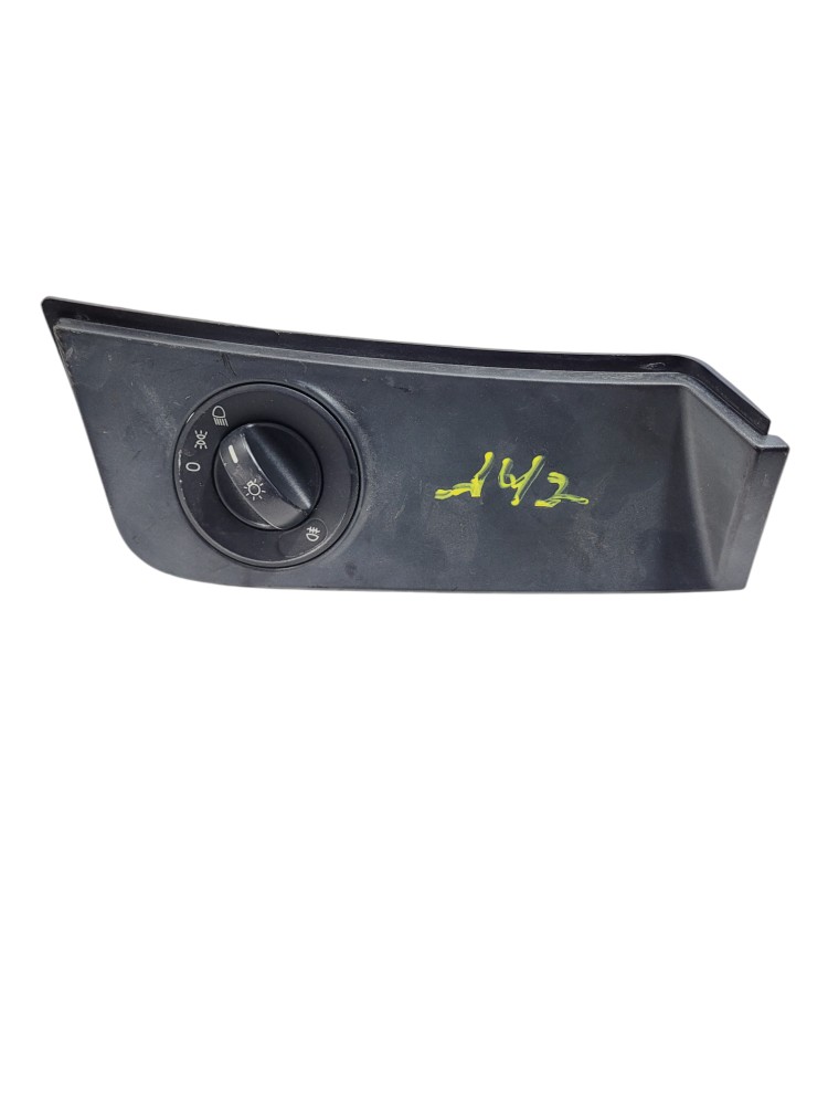 Moldura Botao Milha Mb Axor 1