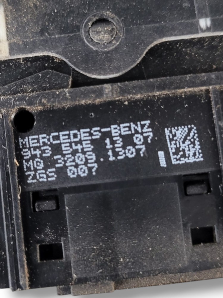 Botão Tomada Força Mb Actros 5