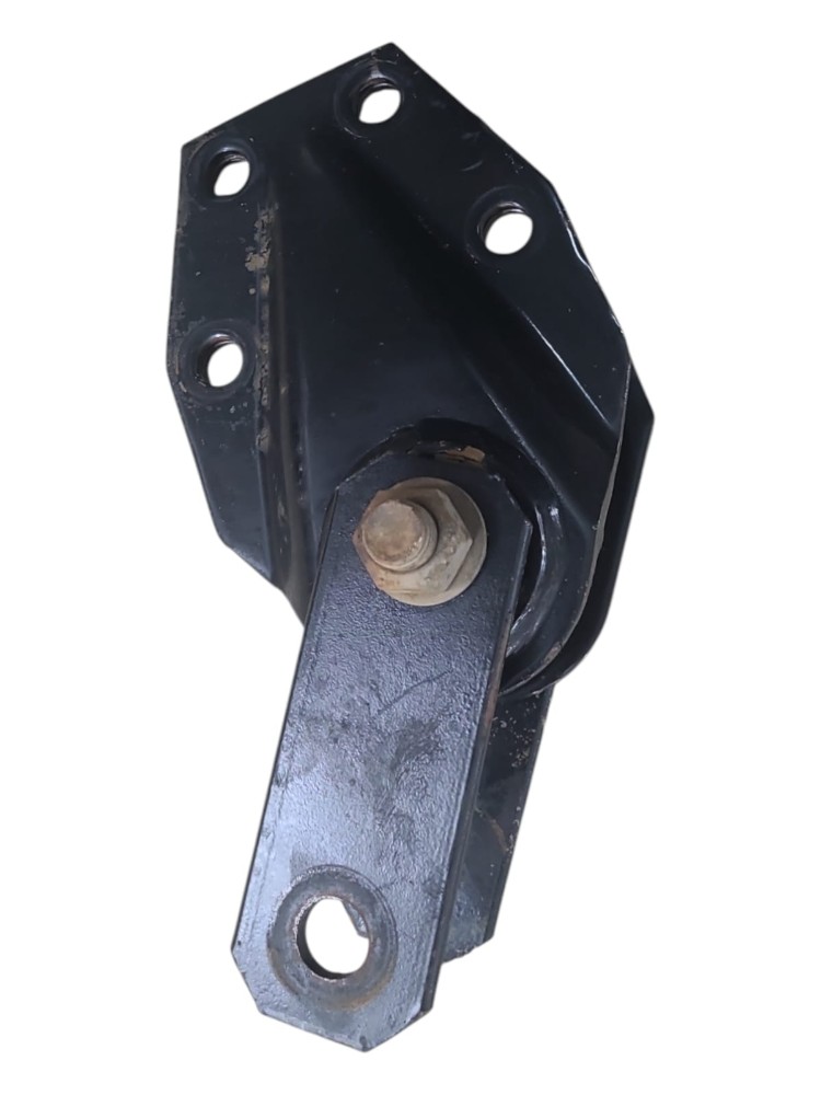 Suporte Feixe Mola Dianteiro Vw 13150 2000 a 2006 4