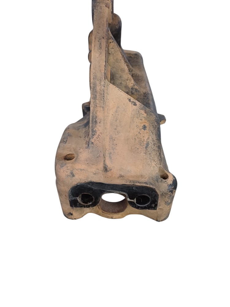 Suporte Rebocador Esquerdo Scania G420 2011 4