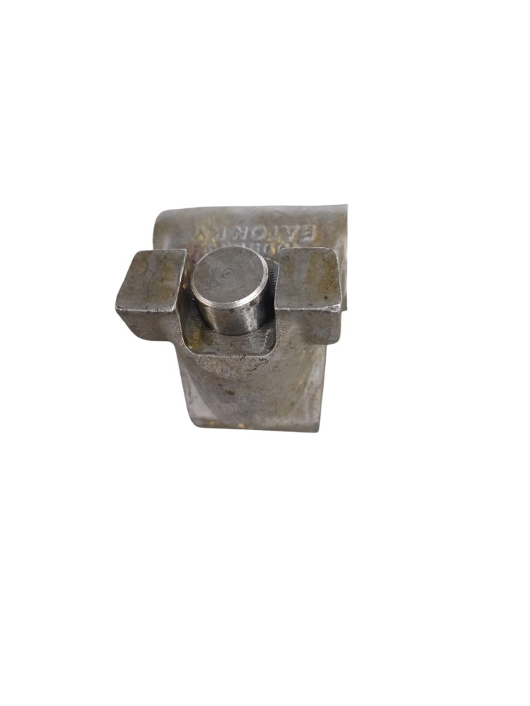 Bloco Engate Garfo Direita Iveco 4