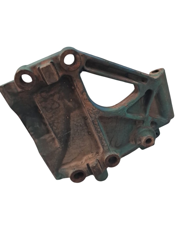 Suporte Alternador Fh 460 4