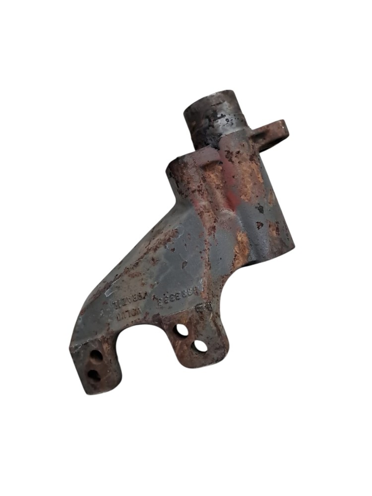 Suporte Eixo Cuica Volvo Equerdo 1