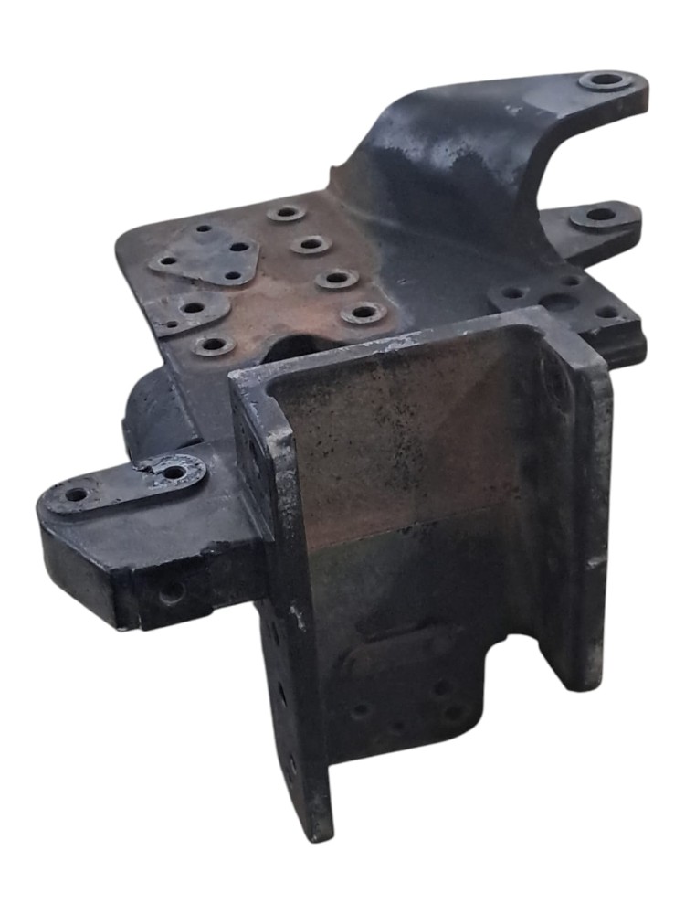 Suporte Rebocador Ford Cargo 3