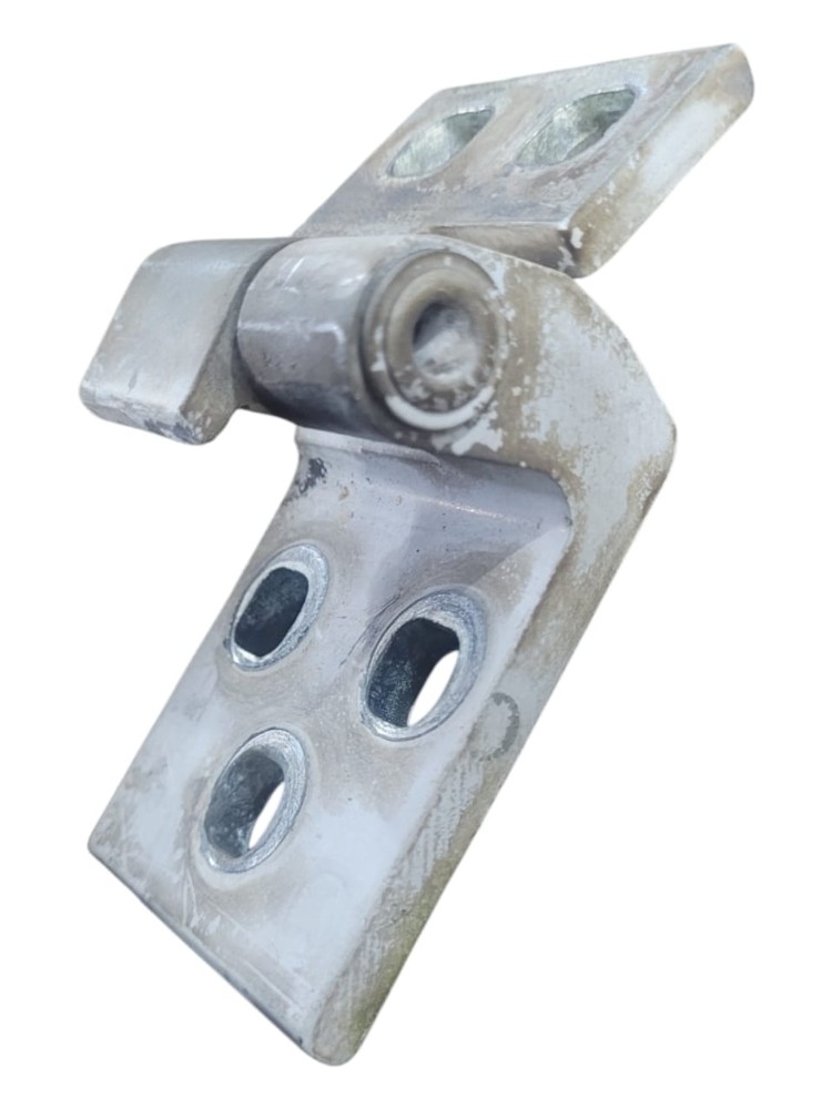 Dobradica Porta Mb Atego 2426 2015 Esquerda 2