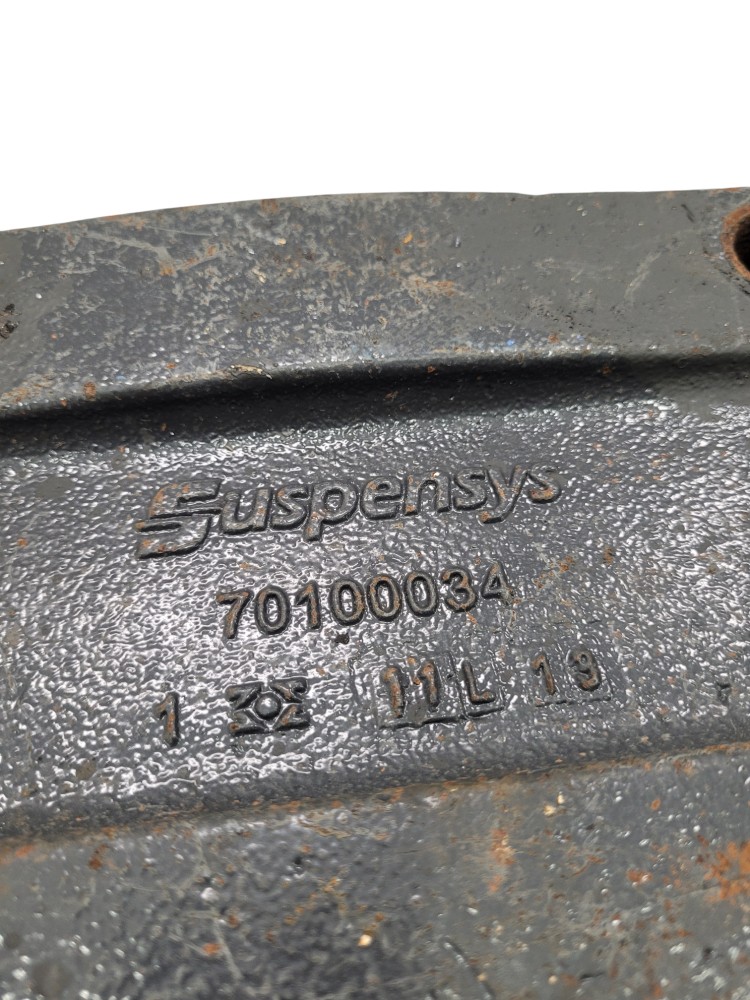 Suporte Grampo Mola Suspensys Volvo Fh Traseiro 6