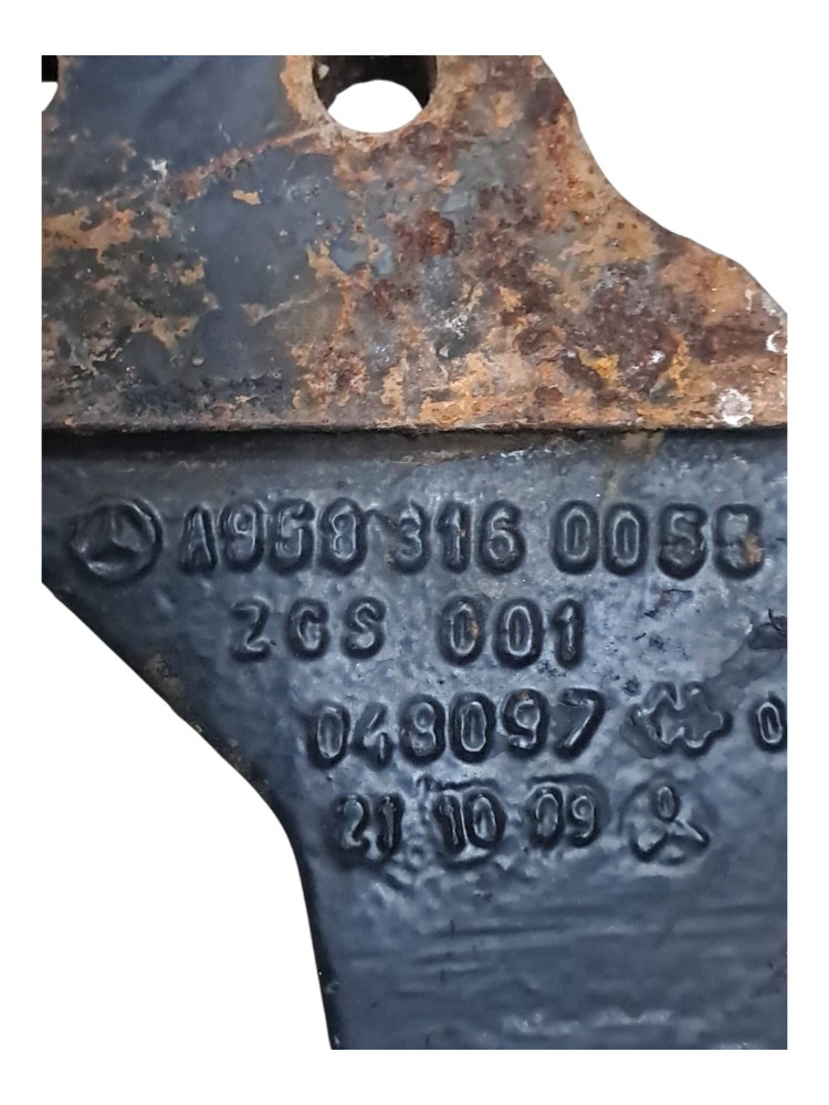 Suporte Amortecedor Cabine L.Esquerdo Mb Atego 6
