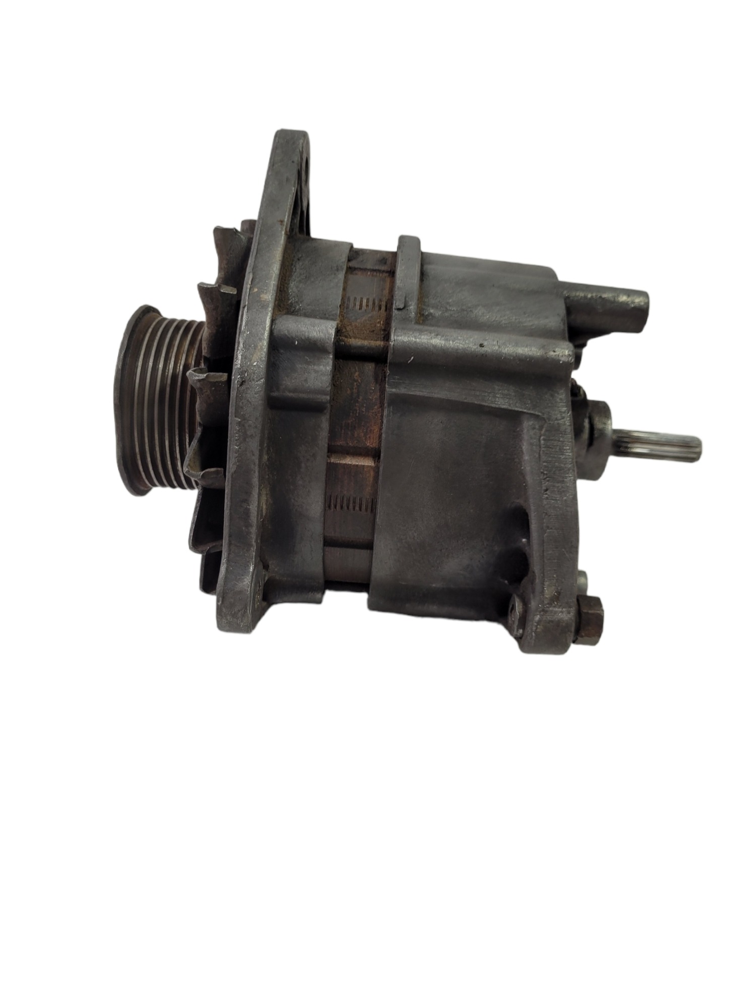 Alternador L200