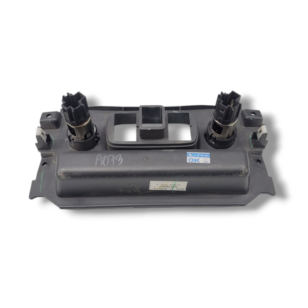 Moldura Console Central Chevrolet Trailblazer 2017 VI124 7