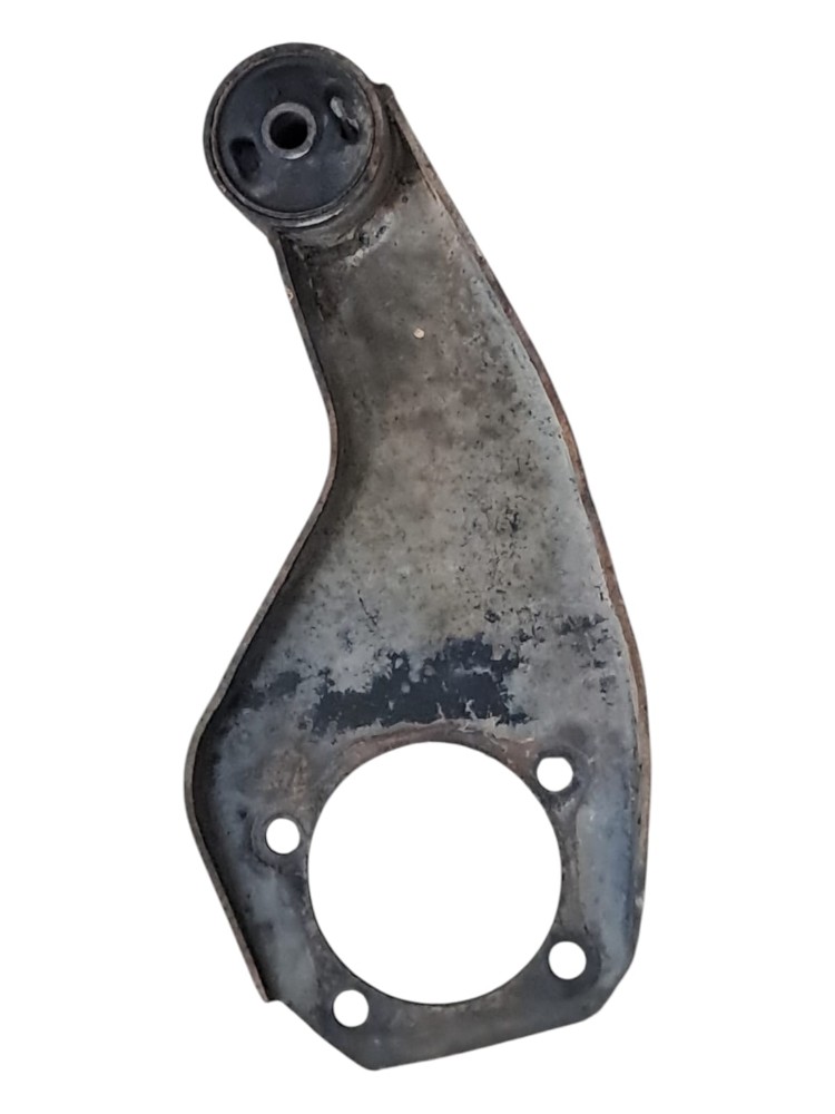 Suporte Diferencial Dianteiro Esquerdo Mitsubishi Pajero