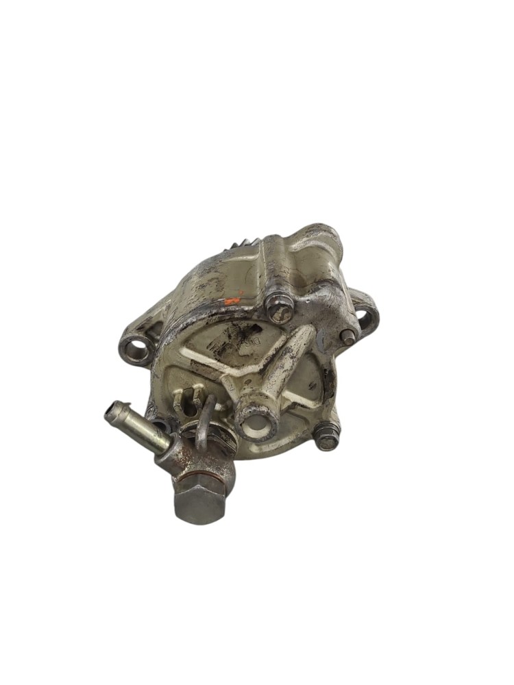 Bomba Vacuo Toyota Hilux 2.5 4
