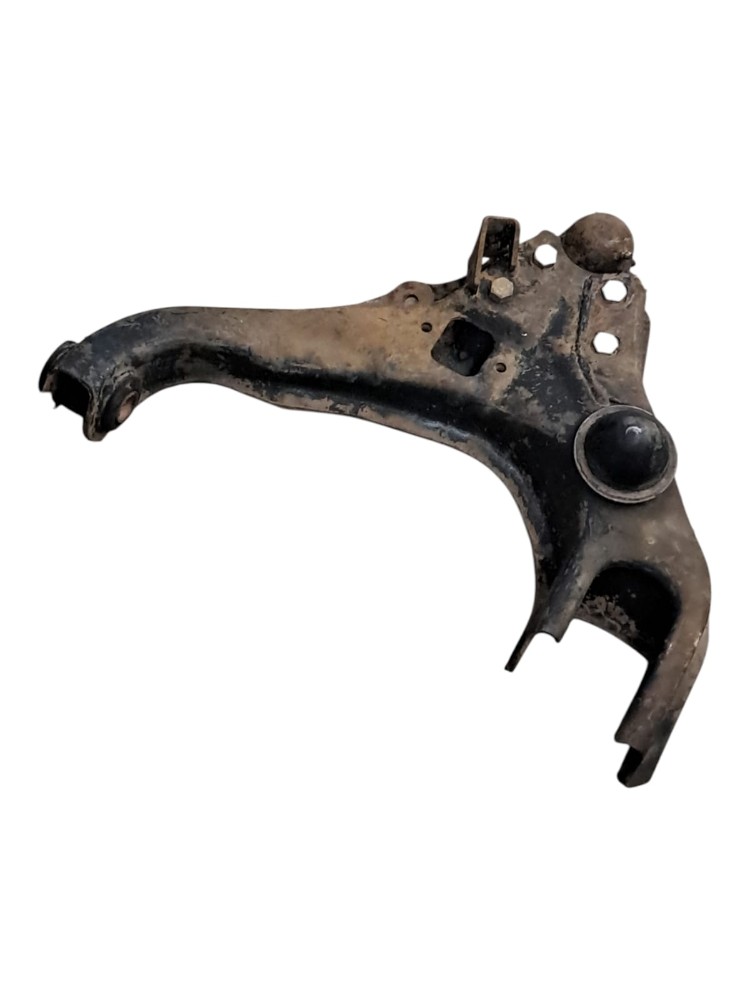 Bandeja Suspensao Inferior Direita Hyundai Galloper