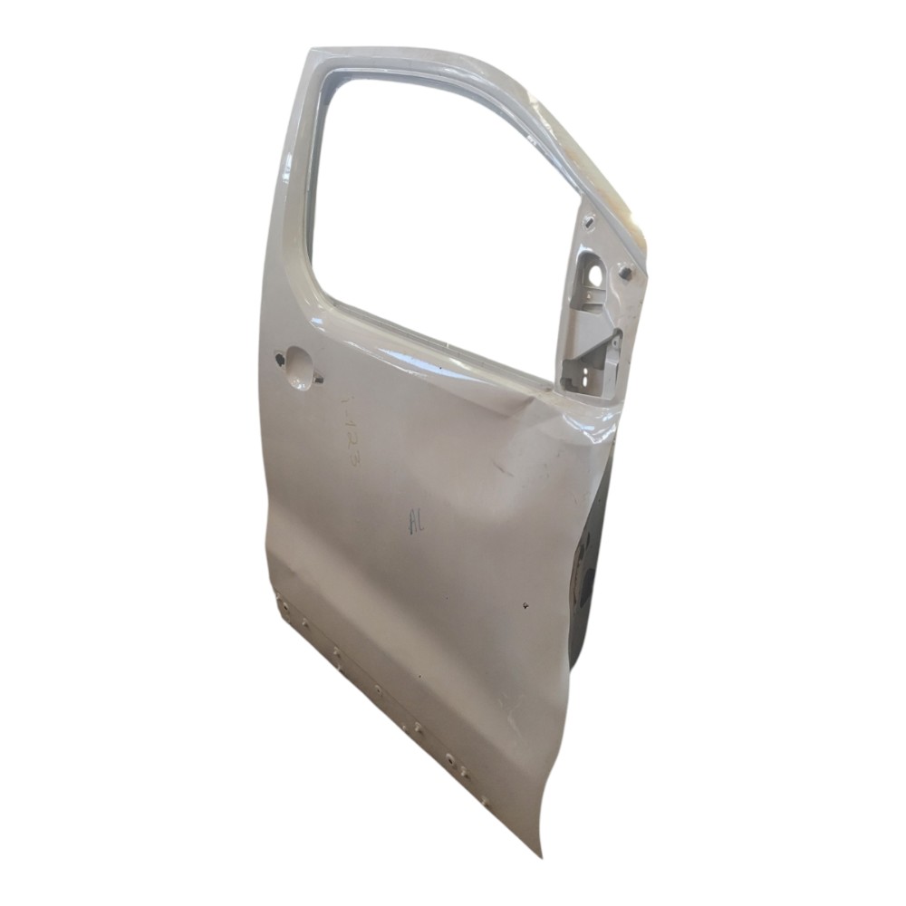 Porta Expert Cargo 2022 A 2023 Dianteira Direita VI123