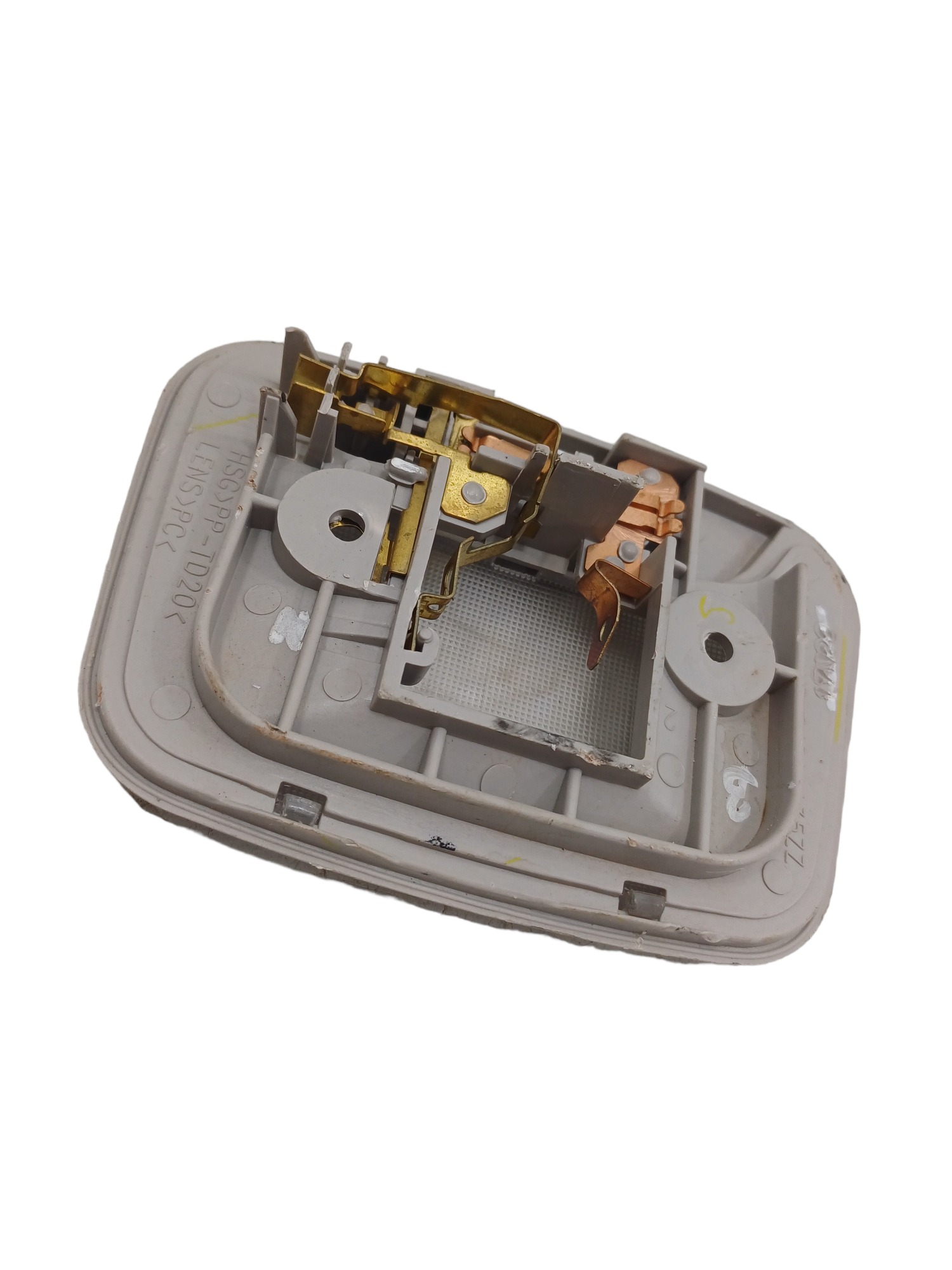 Lanterna Luz Teto Central Triton L200 8401a135zz – Br Peças