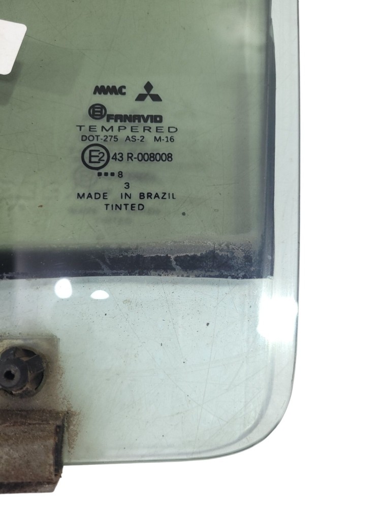 Vidro Porta Dianteira Esquerda L200 2