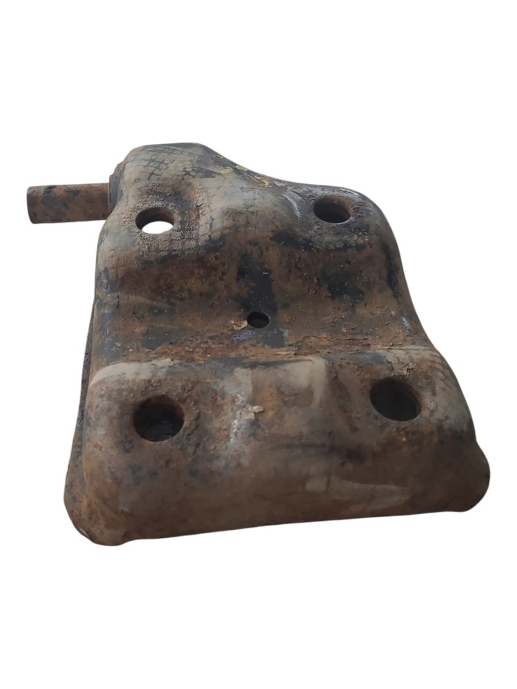 Suporte Grampo Feixe Mola Toyota Hilux