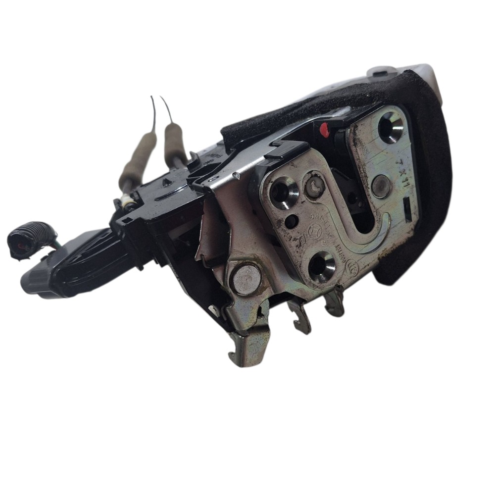 Fechadura Porta Dianteira Direita  Nissan Versa 3