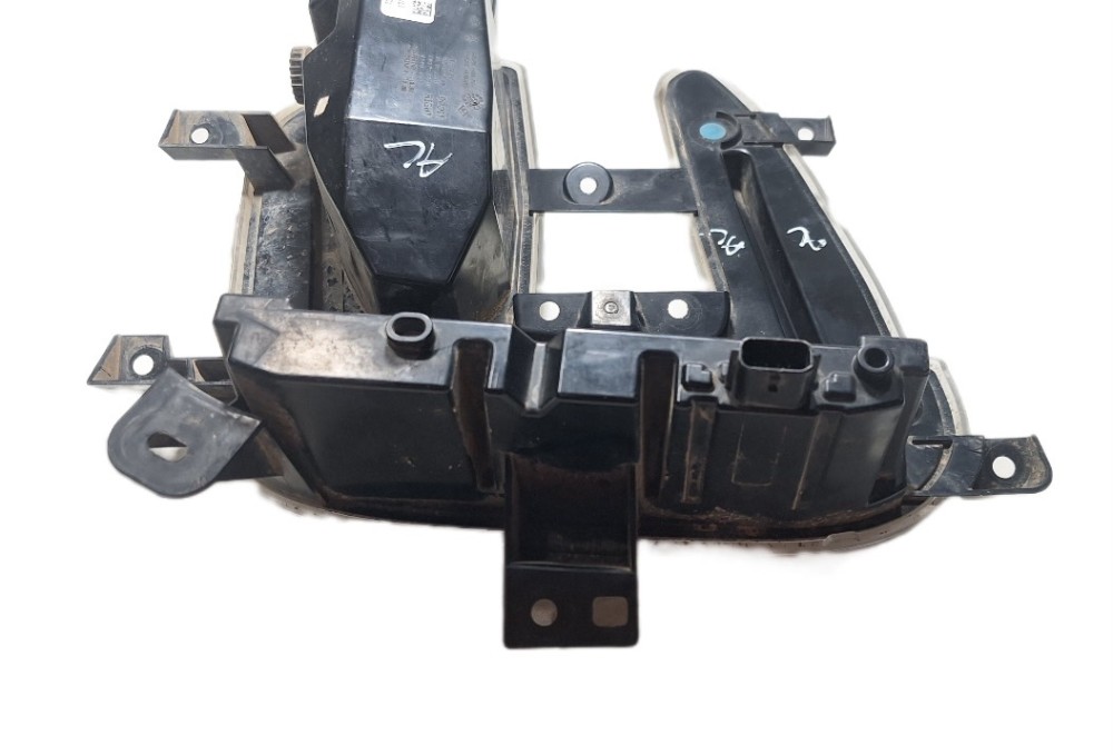 Farol Auxiliar De Milha Lado Direito Renault Captur 2