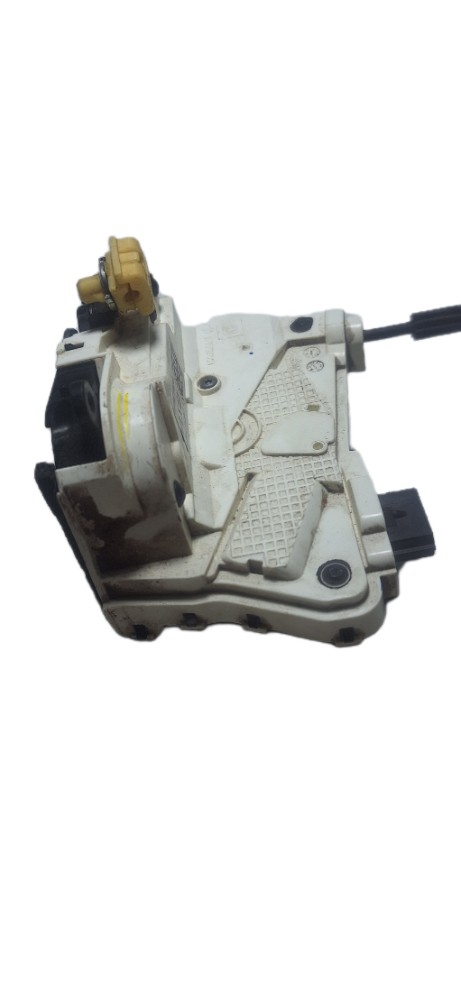 Fechadura Dianteiro Porta Esquerdo Onix Tracker 2020 A 2022 1