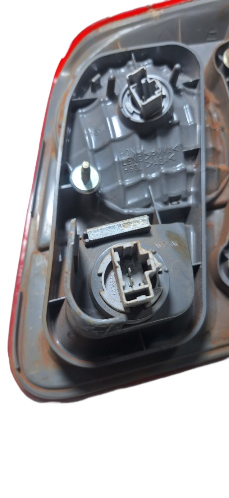 Lanterna Tampa Traseira Lado Direito Honda Civic 2005 Direito/passageiro Vermelho E Cristal 4