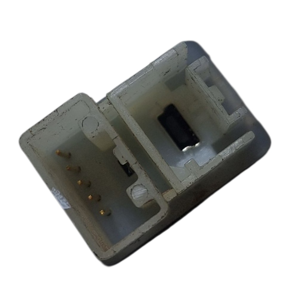 Conector Entrada Usb Auxiliar Chevrolet Tracker