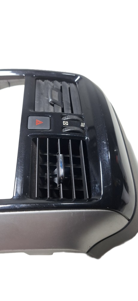 Moldura Central Difusor De Ar Nissan March 2017 4