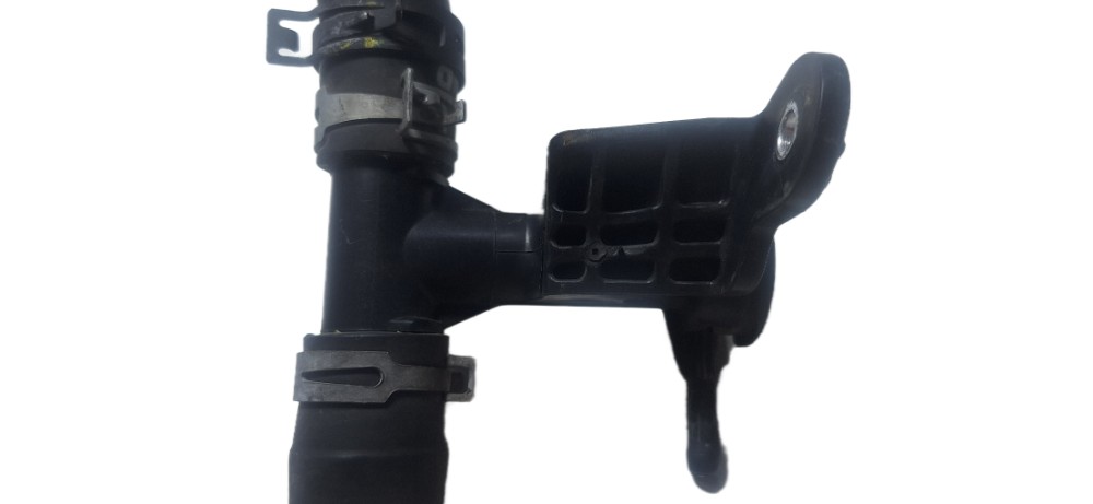 Flange Radiador Mangueira Dagua 1. Nissan Versa 2015 A 2019 2