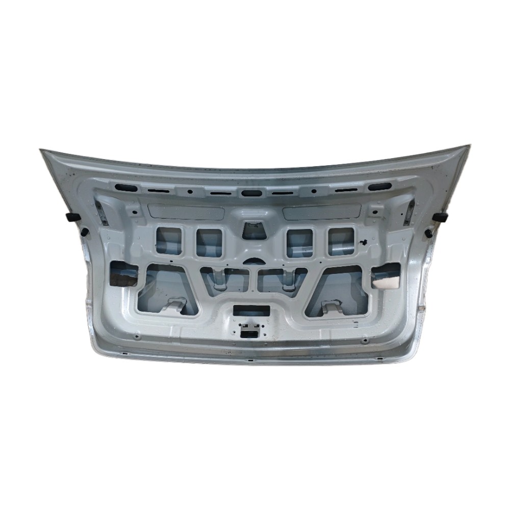 Tampa Traseira Porta Malas Chevrolet Cobalt 2012/2016 Prata 3