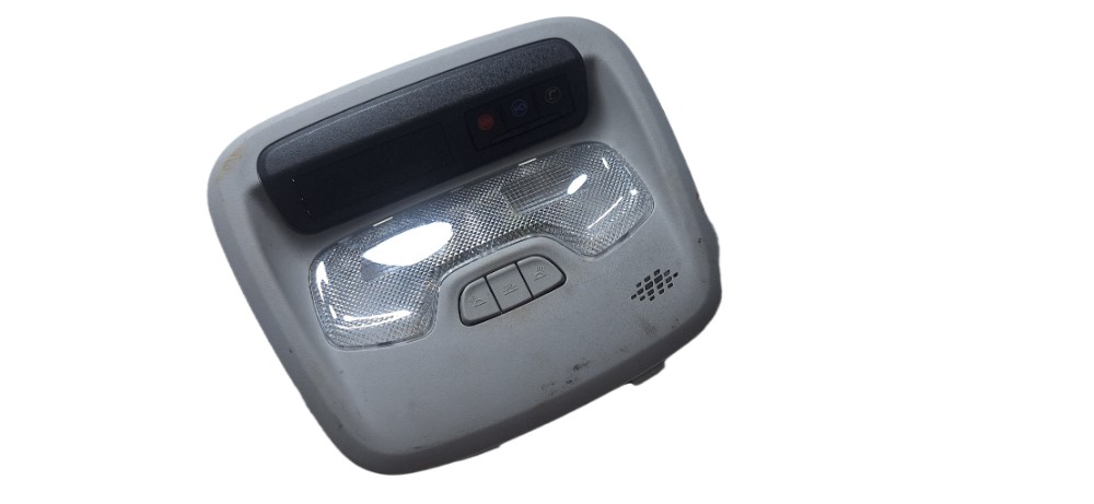 Luz De Teto Cortesia Chevrolet Tracker Onix 2021 1