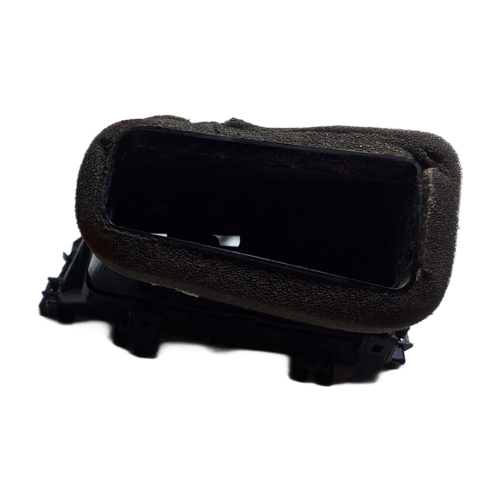 Difusor De Ar Lateral Esquerdo Volkswagen Polo 2