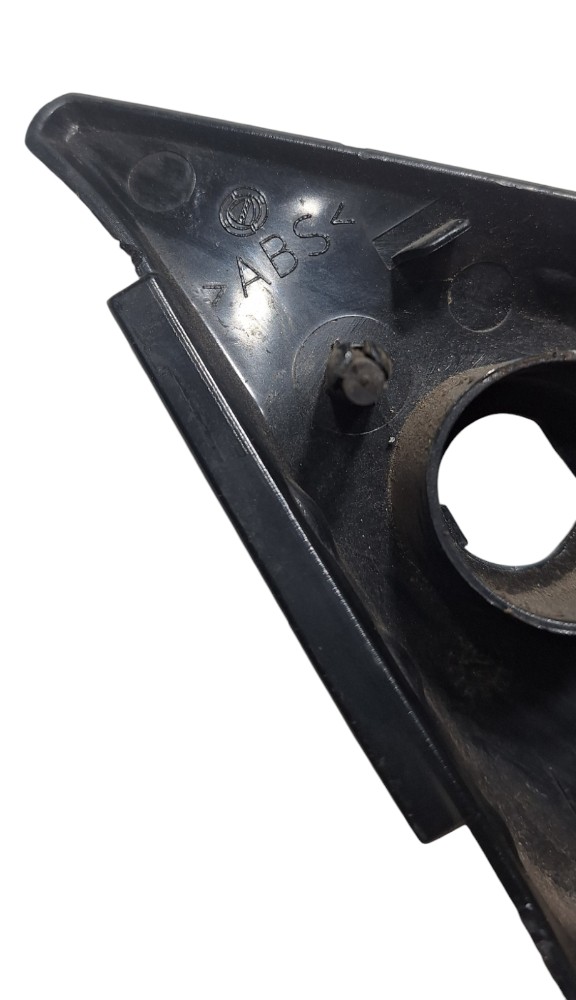 Acabamento Retrovisor Direito Fiat Uno 2 Portas 3