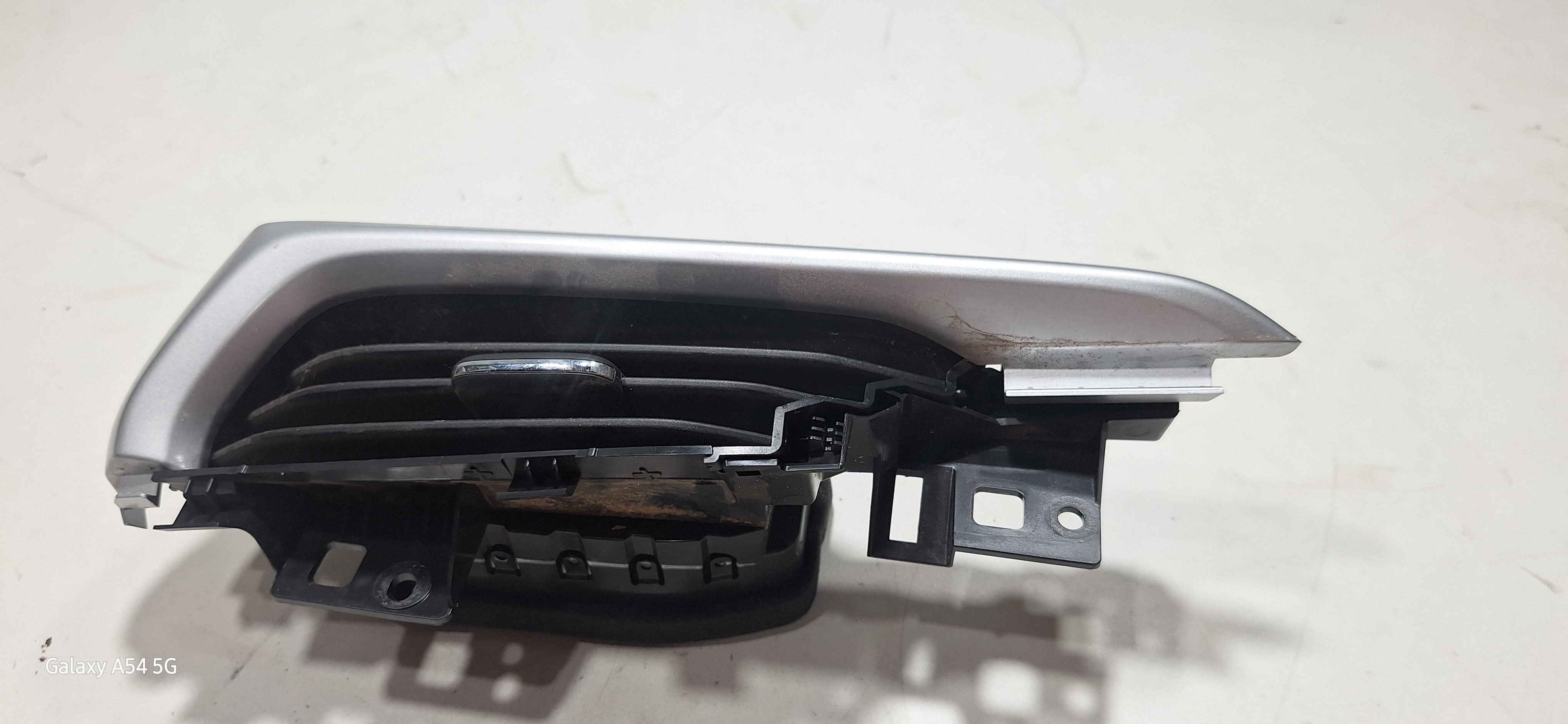 Difusor Ar Lado Direito Gm Cobalt Onix Spin Tracker 2020