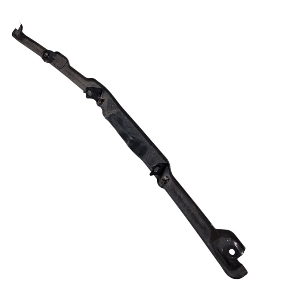 Suporte Central Parachoque Chevrolet Onix 2017