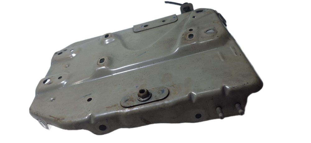 Suporte De Bateria Nissan March 2017 4