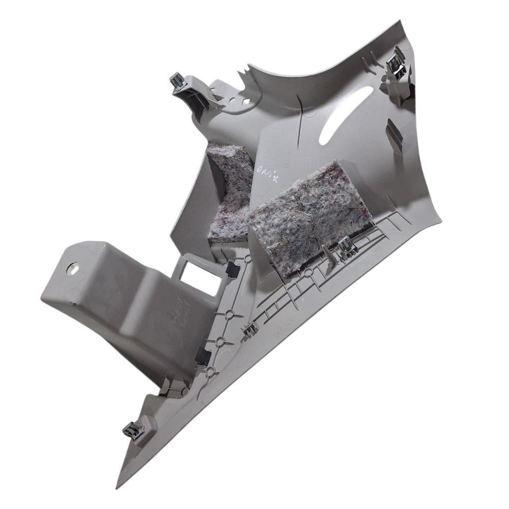 Suporte Tampao Bagagito Lado Esquerdo Chevrolet Onix 2017 5