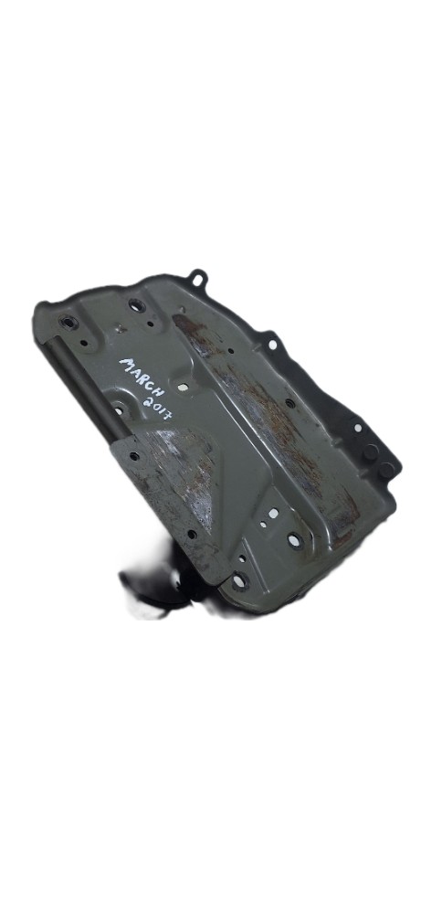 Suporte De Bateria Nissan March 2017 3