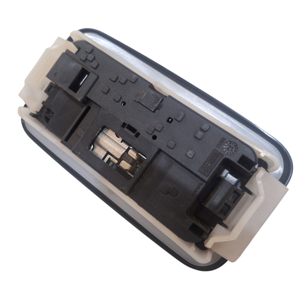 Luz De Teto Traseiro Fiat Cronos 3